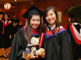 Học viện Kaplan liên kết giảng dạy và cấp bằng với hai trường đại học hàng đầu của Ireland và Úc