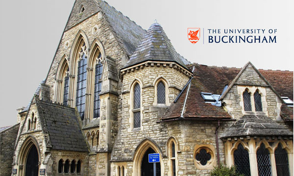 The University of  Buckingham là một trong những ngôi trường tư thục hàng đầu tại Anh Quốc