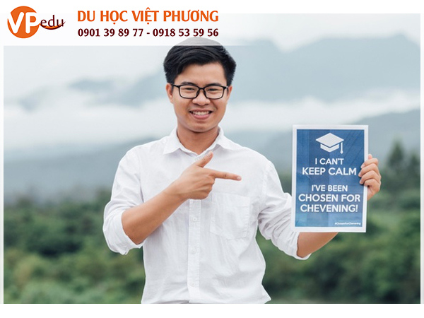 Phan Triệu Phú- chàng trai đến từ Bình Định nổi tiếng khi dành được học bổng Chevening từ đại học nổi tiếng ĐH Nottingham.