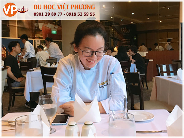 Thanh Nhã - Học sinh Việt Phương Edu du học ngành đầu bếp tại Singapore