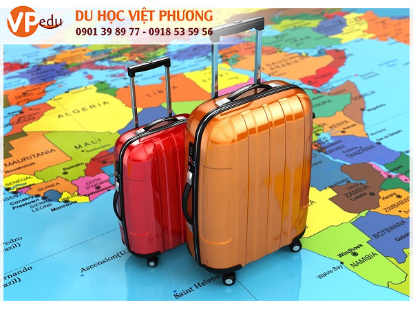 Học sinh cần chuẩn bị hành lý kỹ càng, để tránh trường hợp thiếu sót hoặc mang thừa những món đồ không có dịp sử dụng đến nhé.