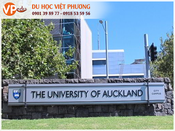 Đại học Auckland cung cấp các chương trình học bổng nhằm tạo cơ hội cho các dân chí tri thức muốn được thực hiện ước muốn nghiên cứu và phát triển bản thân sau đại học, ở các khu vực Châu Á và Thái Bình Dương