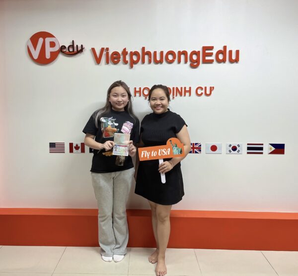 Học sinh của Du học Việt Phương đi Mỹ học THPT tại King's Academy