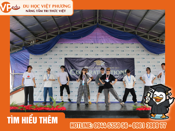 Hoạt động ngoại khóa của trường khá đa dạng